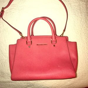 Michael Kors Pink Handbag